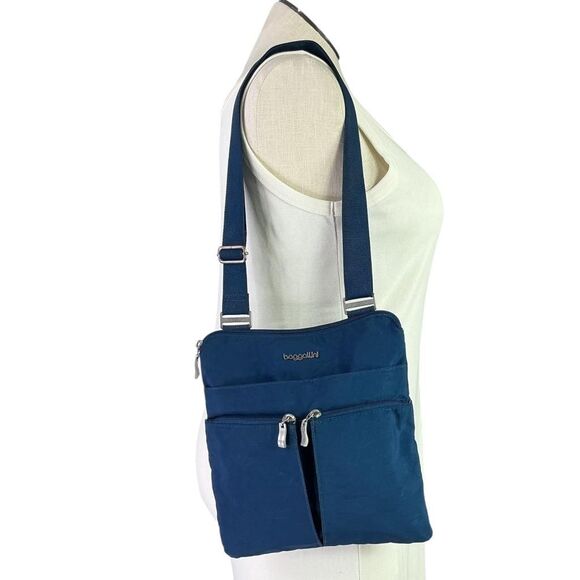 Baggalini Crossbody Bag Medium Blue Nylon Horizon Zip Pockets Adjustable - Picture 1 of 10